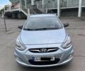 Синій Хендай Акцент, об'ємом двигуна 4 л та пробігом 110 тис. км за 4500 $, фото 1 на Automoto.ua