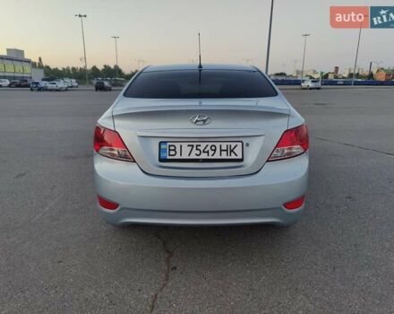 Синий Хендай Акцент, объемом двигателя 1.6 л и пробегом 209 тыс. км за 6500 $, фото 5 на Automoto.ua