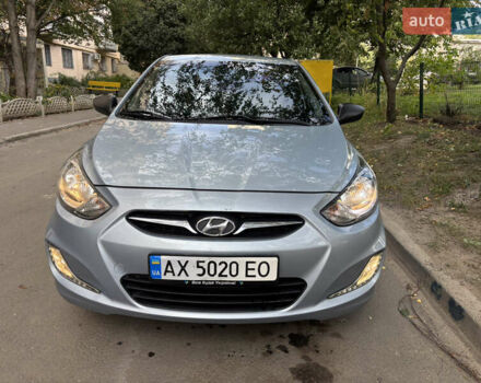 Синій Хендай Акцент, об'ємом двигуна 1.4 л та пробігом 132 тис. км за 6600 $, фото 1 на Automoto.ua