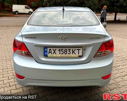Синий Хендай Акцент, объемом двигателя 1.4 л и пробегом 49 тыс. км за 8750 $, фото 3 на Automoto.ua