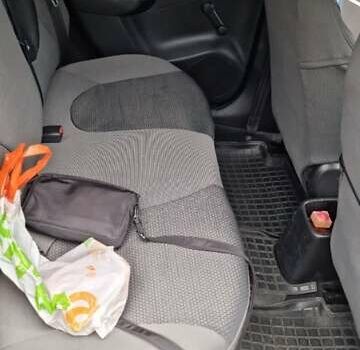 Синий Хендай Акцент, объемом двигателя 1.4 л и пробегом 147 тыс. км за 6500 $, фото 11 на Automoto.ua