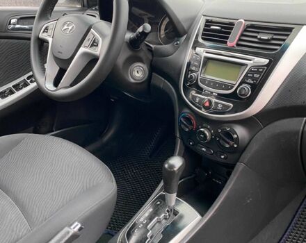 Синий Хендай Акцент, объемом двигателя 1.4 л и пробегом 196 тыс. км за 6990 $, фото 11 на Automoto.ua