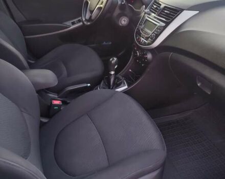 Синий Хендай Акцент, объемом двигателя 1.6 л и пробегом 209 тыс. км за 6500 $, фото 11 на Automoto.ua