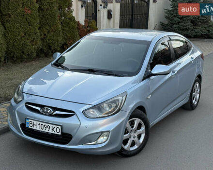 Синій Хендай Акцент, об'ємом двигуна 1.4 л та пробігом 142 тис. км за 8800 $, фото 3 на Automoto.ua