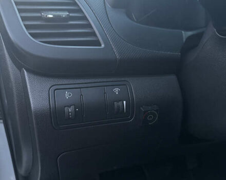 Синій Хендай Акцент, об'ємом двигуна 1.4 л та пробігом 138 тис. км за 7000 $, фото 6 на Automoto.ua