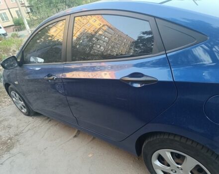 Синій Хендай Акцент, об'ємом двигуна 1.4 л та пробігом 107 тис. км за 6200 $, фото 1 на Automoto.ua
