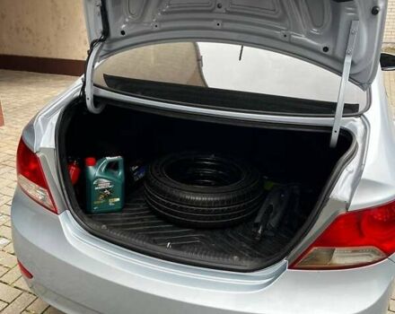 Синій Хендай Акцент, об'ємом двигуна 1.4 л та пробігом 245 тис. км за 7300 $, фото 6 на Automoto.ua