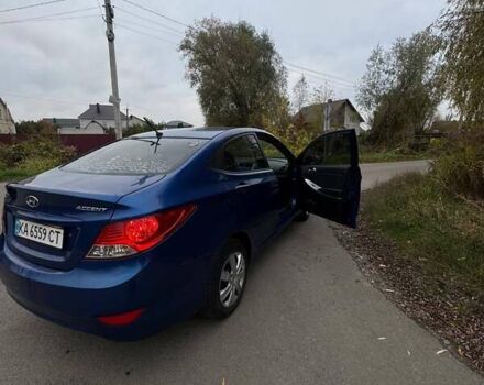 Синий Хендай Акцент, объемом двигателя 1.4 л и пробегом 270 тыс. км за 5000 $, фото 3 на Automoto.ua