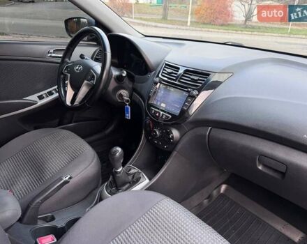 Синий Хендай Акцент, объемом двигателя 1.4 л и пробегом 168 тыс. км за 6600 $, фото 9 на Automoto.ua