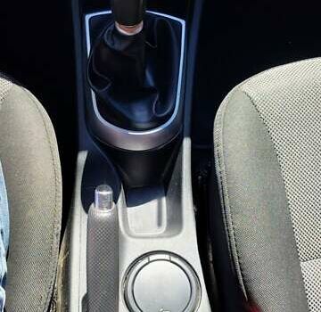 Синій Хендай Акцент, об'ємом двигуна 1.4 л та пробігом 170 тис. км за 7000 $, фото 17 на Automoto.ua