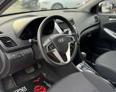 Синій Хендай Акцент, об'ємом двигуна 1.6 л та пробігом 163 тис. км за 8100 $, фото 5 на Automoto.ua