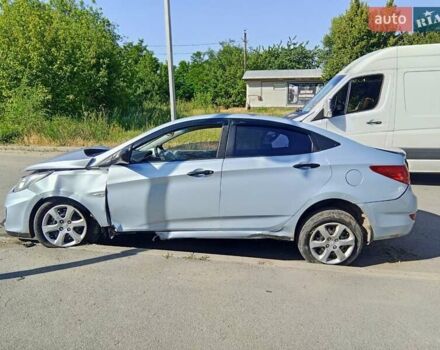 Синій Хендай Акцент, об'ємом двигуна 1.4 л та пробігом 216 тис. км за 2500 $, фото 3 на Automoto.ua