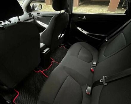 Синій Хендай Акцент, об'ємом двигуна 1.4 л та пробігом 245 тис. км за 7300 $, фото 5 на Automoto.ua