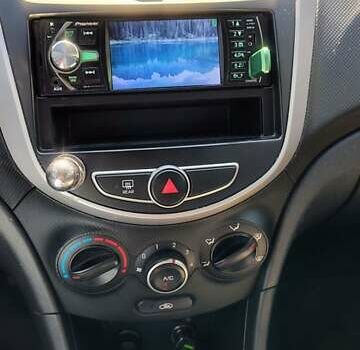 Синій Хендай Акцент, об'ємом двигуна 1.4 л та пробігом 170 тис. км за 7000 $, фото 14 на Automoto.ua