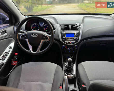 Синий Хендай Акцент, объемом двигателя 1.4 л и пробегом 189 тыс. км за 6750 $, фото 19 на Automoto.ua