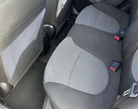 Хендай Акцент 2013 в Харькове на Automoto.ua Синий Хендай Акцент, объемом двигателя 1.4 л и пробегом 43 тыс. км за 8900 $, фото 11 на Automoto.ua