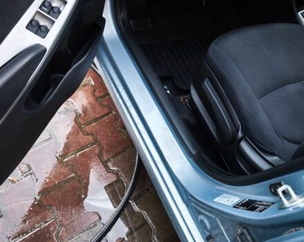 Синий Хендай Акцент, объемом двигателя 1.4 л и пробегом 160 тыс. км за 7500 $, фото 4 на Automoto.ua