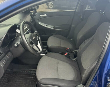 Синий Хендай Акцент, объемом двигателя 1.4 л и пробегом 307 тыс. км за 6700 $, фото 10 на Automoto.ua