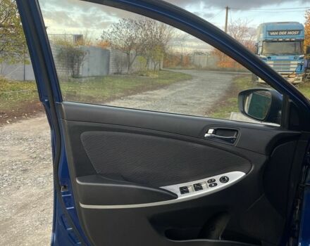 Хендай Акцент 2013 в Харькове на Automoto.ua Синий Хендай Акцент, объемом двигателя 1.4 л и пробегом 116 тыс. км за 7777 $, фото 12 на Automoto.ua