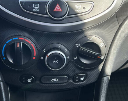 Хендай Акцент 2013 в Харькове на Automoto.ua Синий Хендай Акцент, объемом двигателя 1.4 л и пробегом 43 тыс. км за 8900 $, фото 9 на Automoto.ua