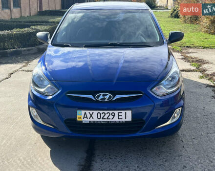 Хендай Акцент 2013 в Харькове на Automoto.ua Синий Хендай Акцент, объемом двигателя 1.4 л и пробегом 43 тыс. км за 8900 $, фото 1 на Automoto.ua