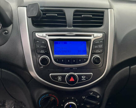 Синий Хендай Акцент, объемом двигателя 1.4 л и пробегом 307 тыс. км за 6700 $, фото 13 на Automoto.ua