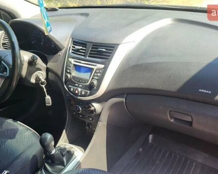 Синій Хендай Акцент, об'ємом двигуна 1.4 л та пробігом 109 тис. км за 7400 $, фото 3 на Automoto.ua