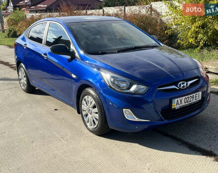 Хендай Акцент 2013 в Харькове на Automoto.ua Синий Хендай Акцент, объемом двигателя 1.4 л и пробегом 43 тыс. км за 8900 $, фото 2 на Automoto.ua