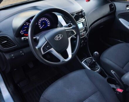 Синий Хендай Акцент, объемом двигателя 1.4 л и пробегом 160 тыс. км за 7500 $, фото 13 на Automoto.ua