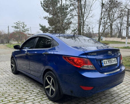 Синий Хендай Акцент, объемом двигателя 1.4 л и пробегом 189 тыс. км за 6750 $, фото 4 на Automoto.ua