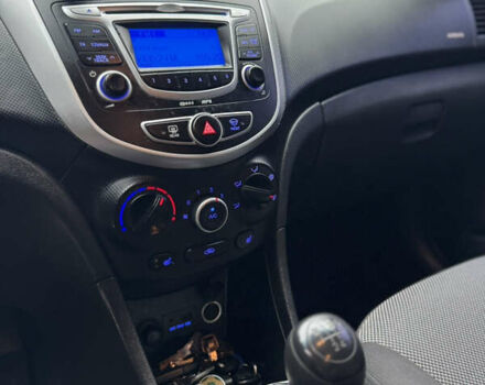 Синий Хендай Акцент, объемом двигателя 1.4 л и пробегом 189 тыс. км за 6750 $, фото 20 на Automoto.ua