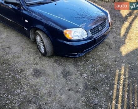 Синий Хендай Акцент, объемом двигателя 1.5 л и пробегом 500 тыс. км за 2100 $, фото 1 на Automoto.ua