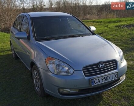 Синій Хендай Акцент, об'ємом двигуна 1.4 л та пробігом 237 тис. км за 5000 $, фото 1 на Automoto.ua