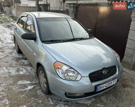 Синий Хендай Акцент, объемом двигателя 1.4 л и пробегом 160 тыс. км за 5300 $, фото 1 на Automoto.ua