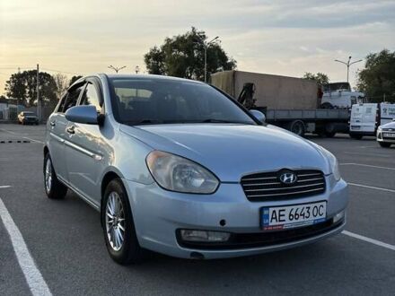 Синий Хендай Акцент, объемом двигателя 1.4 л и пробегом 186 тыс. км за 5000 $, фото 1 на Automoto.ua