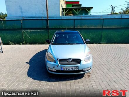 Синий Хендай Акцент, объемом двигателя 1.4 л и пробегом 314 тыс. км за 3800 $, фото 1 на Automoto.ua