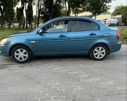 Синій Хендай Акцент, об'ємом двигуна 1.4 л та пробігом 2 тис. км за 3500 $, фото 1 на Automoto.ua