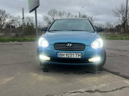 Синий Хендай Акцент, объемом двигателя 1.6 л и пробегом 210 тыс. км за 4900 $, фото 1 на Automoto.ua
