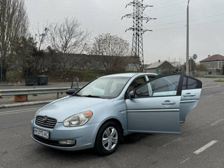Синій Хендай Акцент, об'ємом двигуна 1.6 л та пробігом 182 тис. км за 4790 $, фото 1 на Automoto.ua