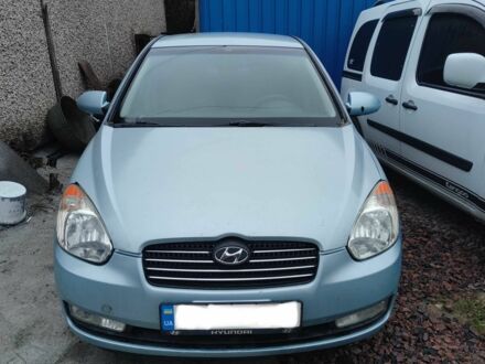 Синій Хендай Акцент, об'ємом двигуна 1.4 л та пробігом 113 тис. км за 2400 $, фото 1 на Automoto.ua