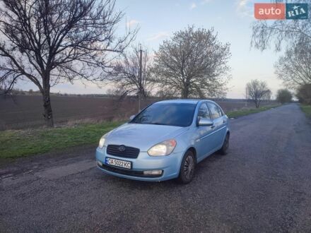 Синий Хендай Акцент, объемом двигателя 1.4 л и пробегом 395 тыс. км за 2999 $, фото 1 на Automoto.ua