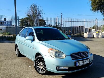 Синій Хендай Акцент, об'ємом двигуна 1.5 л та пробігом 300 тис. км за 5500 $, фото 1 на Automoto.ua