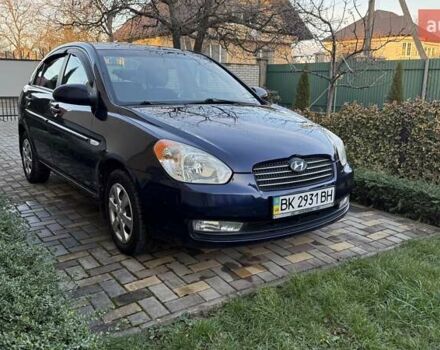 Синий Хендай Акцент, объемом двигателя 1.4 л и пробегом 130 тыс. км за 5000 $, фото 1 на Automoto.ua