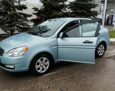 Синий Хендай Акцент, объемом двигателя 1.4 л и пробегом 257 тыс. км за 5000 $, фото 1 на Automoto.ua