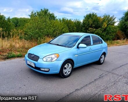 Синий Хендай Акцент, объемом двигателя 1.4 л и пробегом 175 тыс. км за 5400 $, фото 1 на Automoto.ua