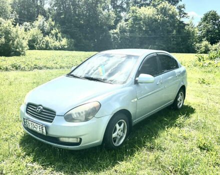 Синій Хендай Акцент, об'ємом двигуна 1.6 л та пробігом 230 тис. км за 4800 $, фото 1 на Automoto.ua
