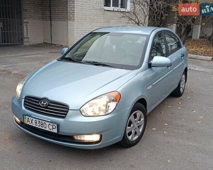 Синий Хендай Акцент, объемом двигателя 1.4 л и пробегом 100 тыс. км за 5300 $, фото 1 на Automoto.ua