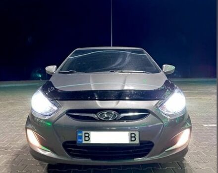Синий Хендай Акцент, объемом двигателя 1.6 л и пробегом 196 тыс. км за 8200 $, фото 1 на Automoto.ua