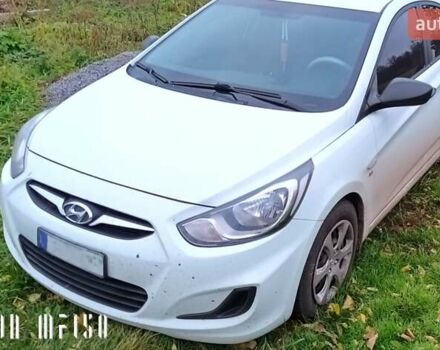 Синий Хендай Акцент, объемом двигателя 1.59 л и пробегом 120 тыс. км за 10000 $, фото 1 на Automoto.ua