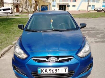 Хендай Акцент 2013 в Киеве на Automoto.ua Синий Хендай Акцент, объемом двигателя 1.4 л и пробегом 216 тыс. км за 6800 $, фото 1 на Automoto.ua